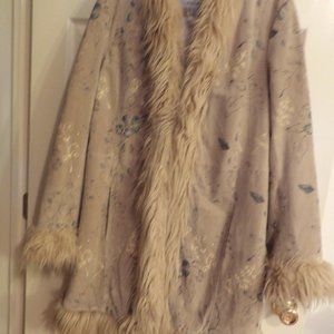 Striking Wilson's Leather Printed Suede Coat w/Fur - XL